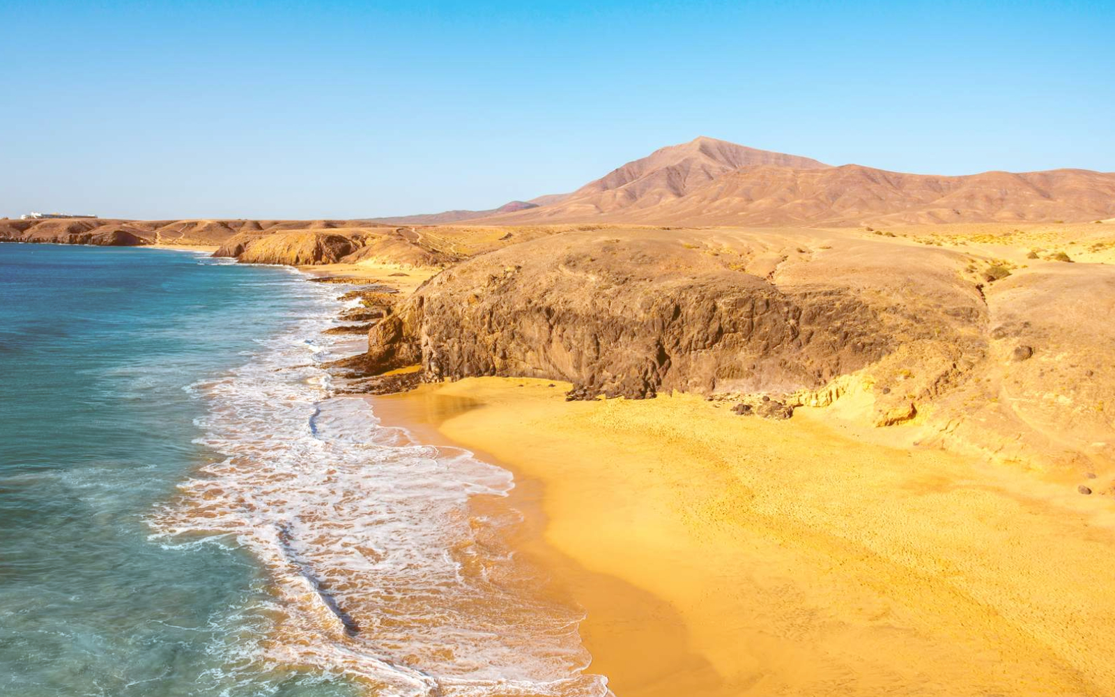 Ofertas De Viajes A Lanzarote Con Vuelo Directo Desde Galicia