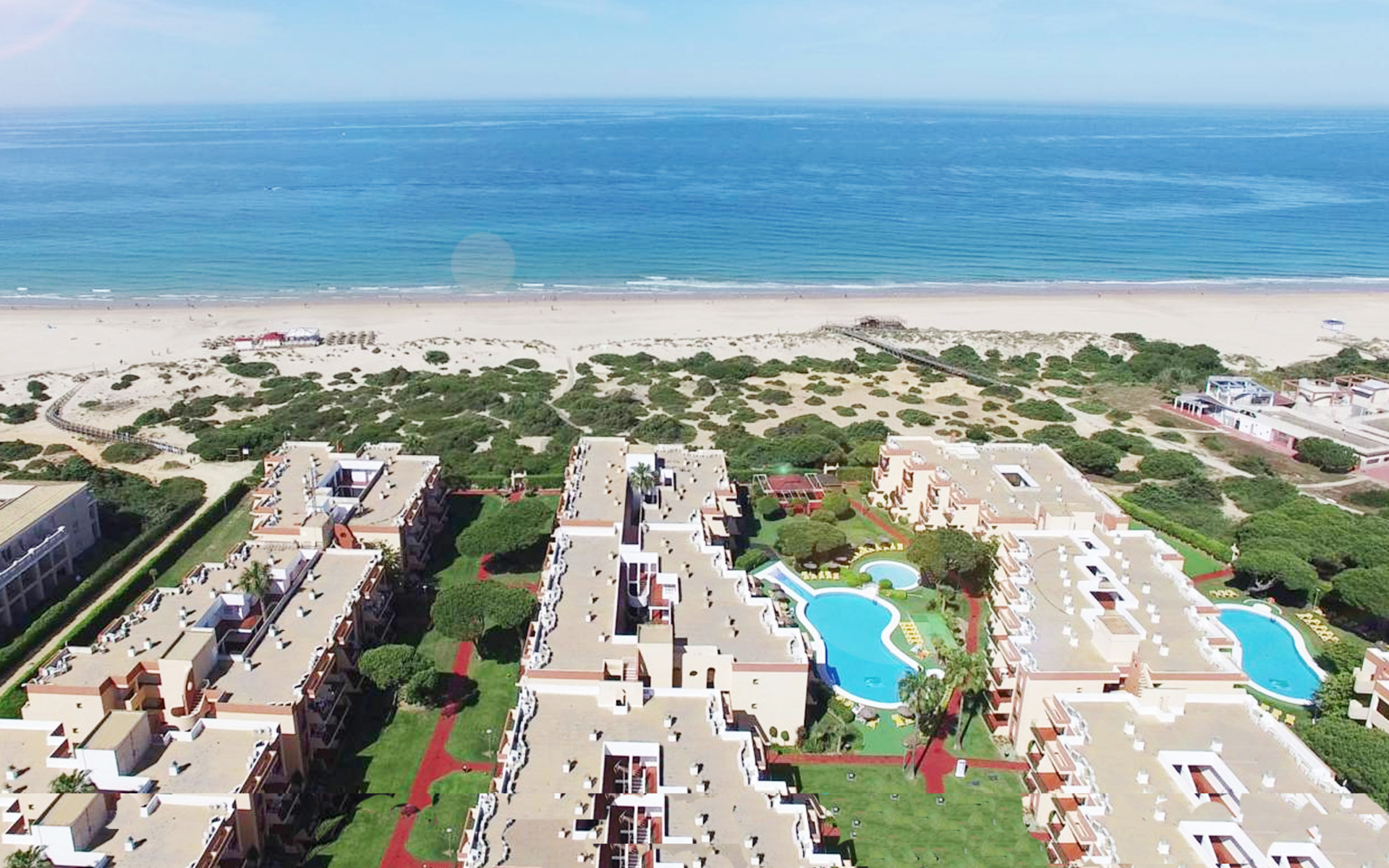 Hotel Media Pensi  n Chiclana  C  diz  Aparthotel Las Dunas